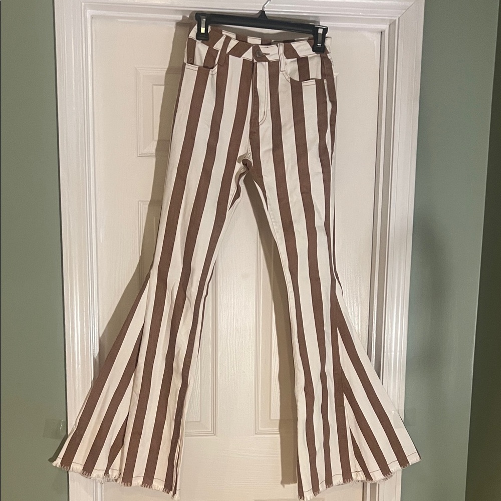 NEVER WORN - Striped Brown and White Flare Pants